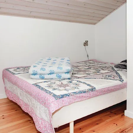 3 Bedroom Awesome In Holiday home