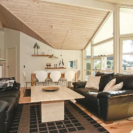 Spovevej Xii Casa de Férias