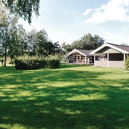 3 Bedroom Awesome In *